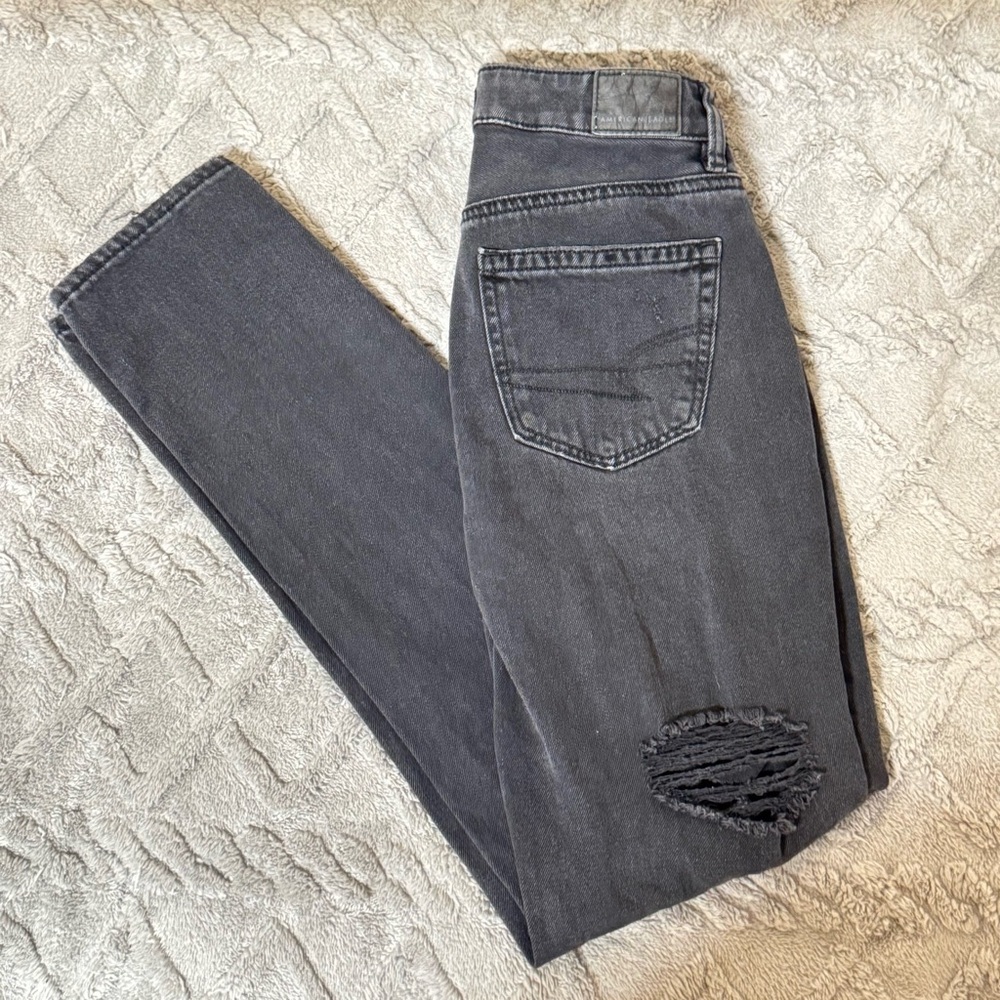 American Eagle Mom Jeans